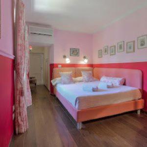 Ape Rosa Relais 2* Florenz