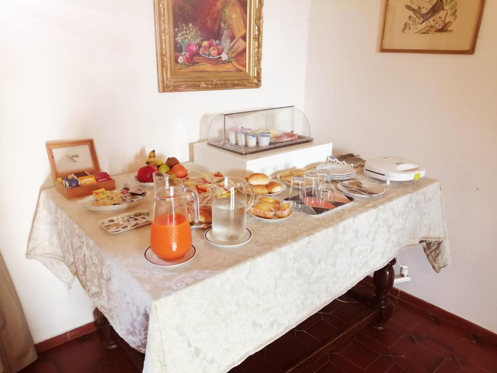 Ape Rosa Relais 2* Florenz
